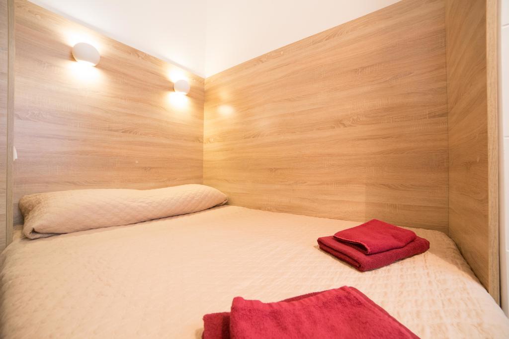 Apartment On Filatova 10/1 利沃夫 外观 照片